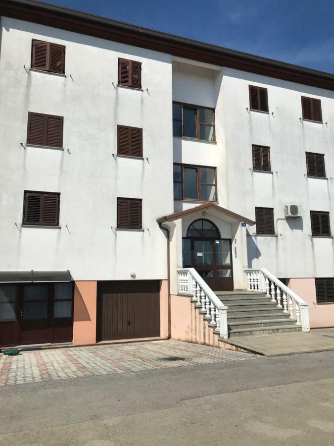 Studio Apartman Lorenzo Умаг Екстериор снимка